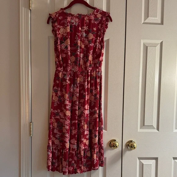 Davina Red Floral Midi Dress - Picture 2 of 8
